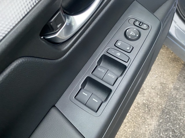 used 2024 Honda CR-V Hybrid car, priced at $33,595