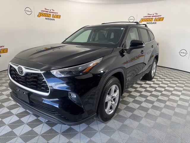 2023 Midnight Black Metallic Toyota Highlander LE SUV