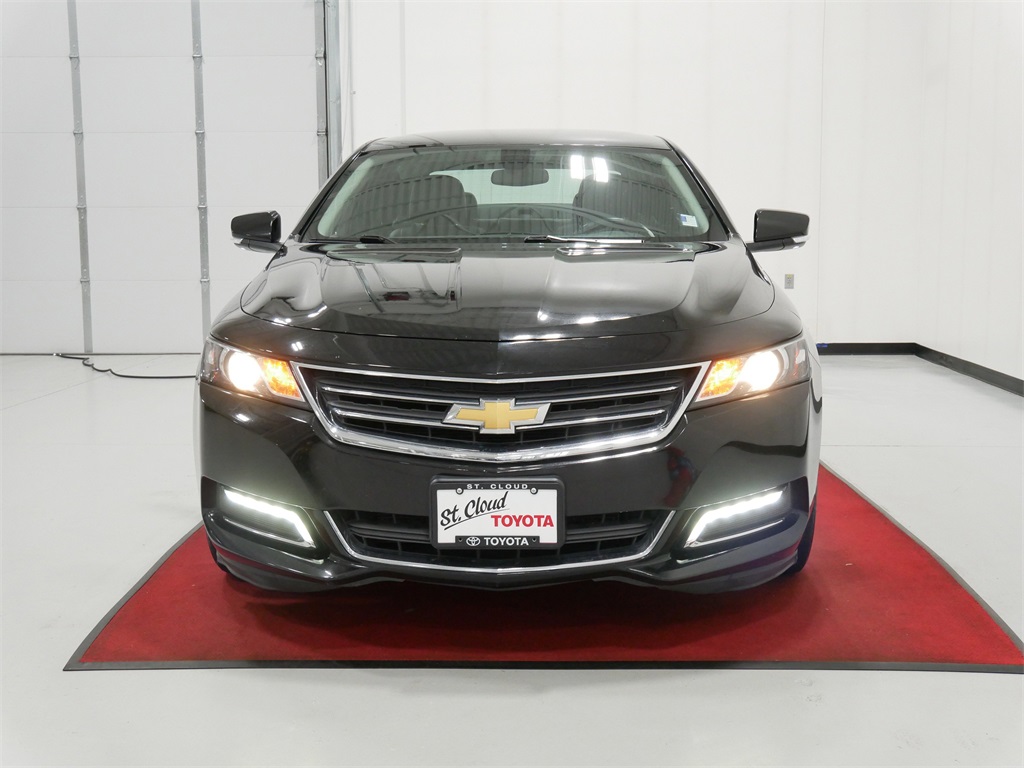Used 2018 Chevrolet Impala 1LT with VIN 2G1105S31J9111049 for sale in Waite Park, Minnesota