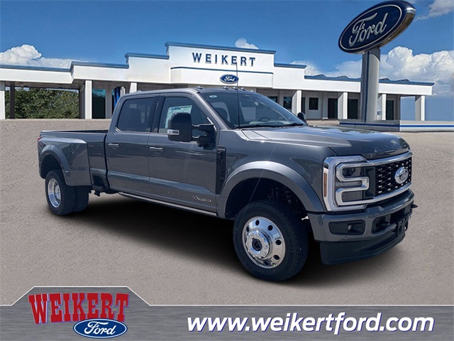 2025 Carbonized Gray Metallic Ford Super Duty F-450 DRW Platinum 4X4 Truck