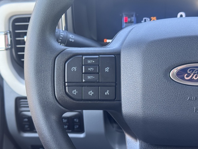 2026 Ford Super Duty F-350 SRW XLT