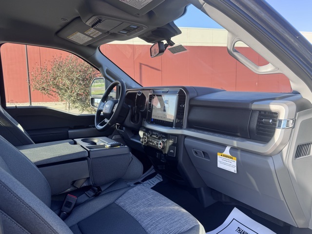 2026 Ford Super Duty F-350 SRW XLT