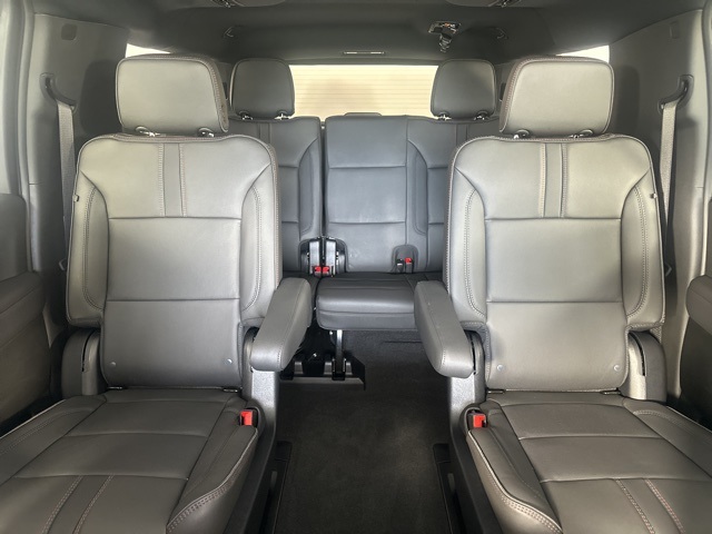 New 2025 Chevrolet Suburban SUV