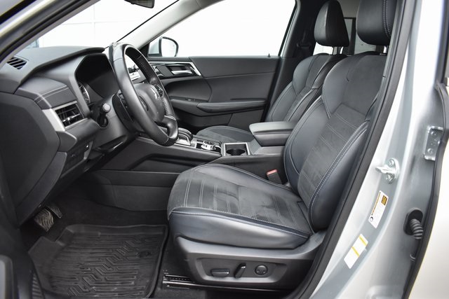 Used 2024 Mitsubishi Outlander SUV