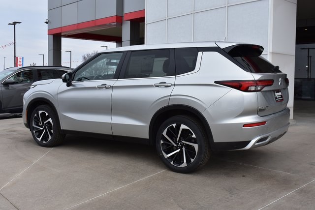 Used 2024 Mitsubishi Outlander SUV