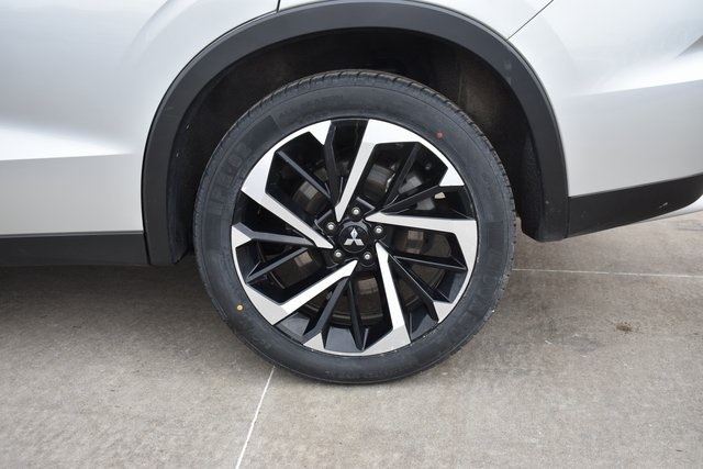 Used 2024 Mitsubishi Outlander SUV