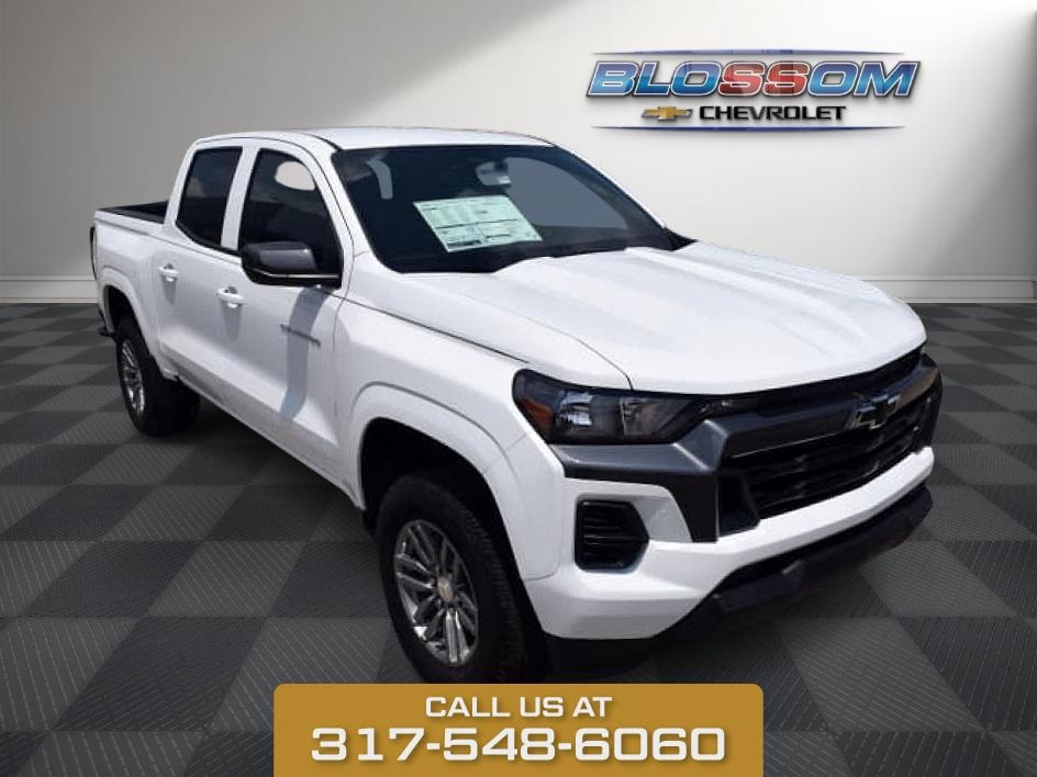 2025 Summit White Chevrolet Colorado LT RWD Truck
