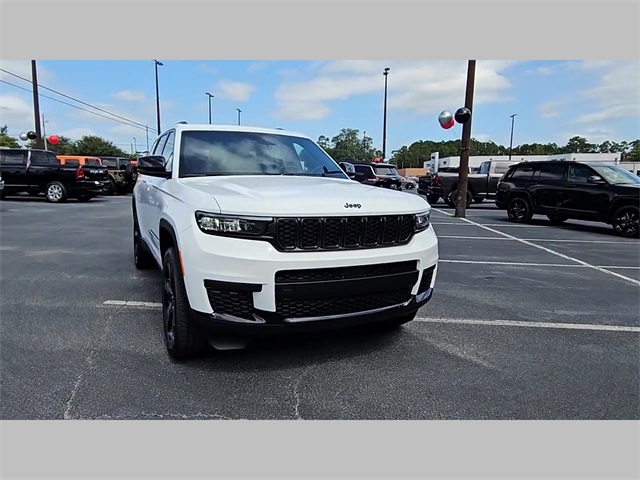 2025 Jeep Grand Cherokee L Altitude X 4x2