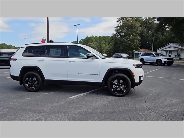 2025 Jeep Grand Cherokee L Altitude X 4x2