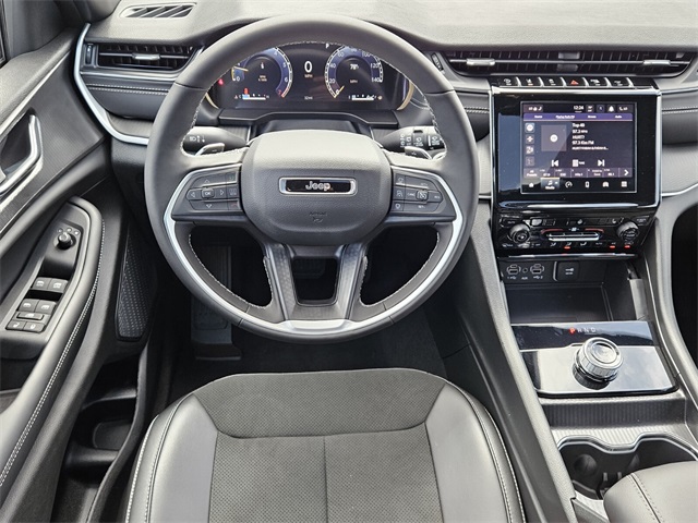 2025 Jeep Grand Cherokee L Altitude X 4x2