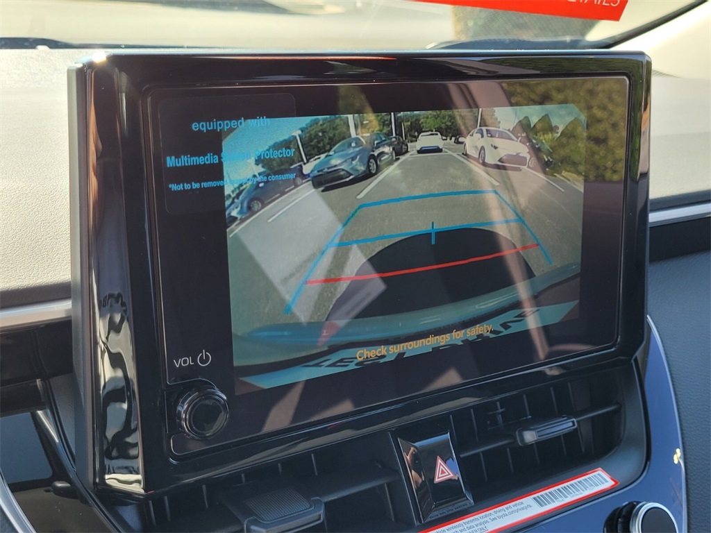 2025 Toyota Corolla LE photo 18