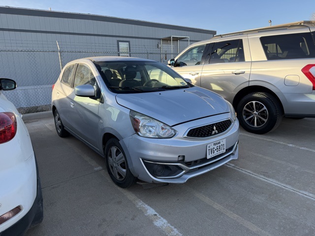 2018 Mitsubishi Mirage ES's photo