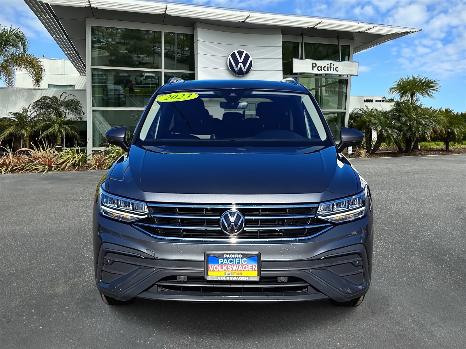 2023 Volkswagen Tiguan SE