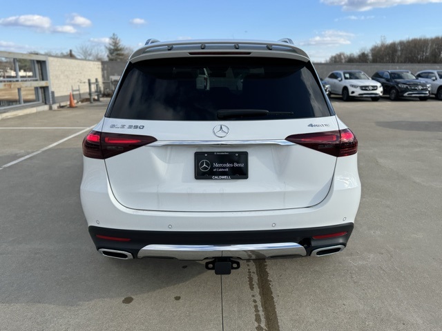 2026 Mercedes Benz GLE 350 4MATIC photo 3