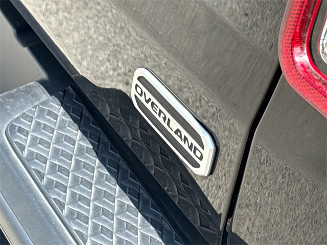 2022 Jeep Gladiator Overland photo 8