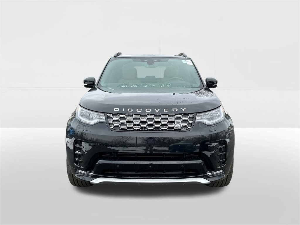 new 2026 Land Rover Discovery car, priced at $79,476