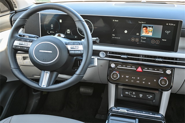 Tucson Hybrid SEL Convenience