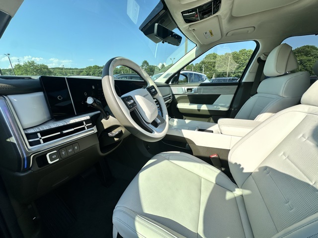 2025 Phantom Black Hyundai Santa Fe Hybrid Calligraphy AWD SUV