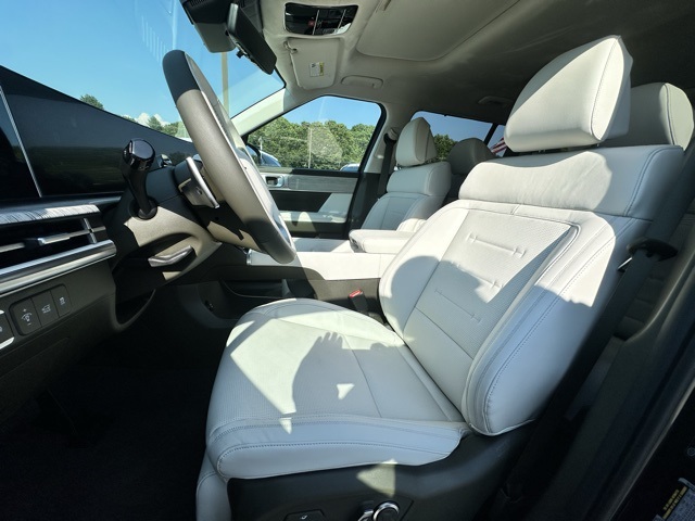 2025 Phantom Black Hyundai Santa Fe Hybrid Calligraphy AWD SUV