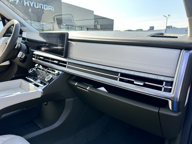 2025 Phantom Black Hyundai Santa Fe Hybrid Calligraphy AWD SUV