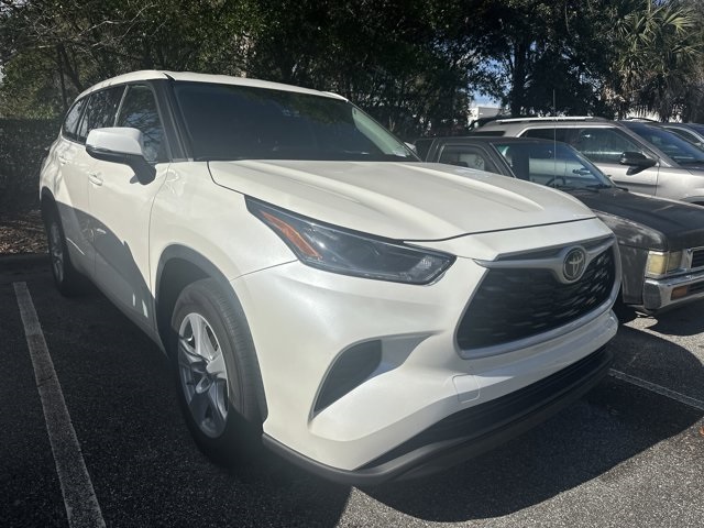 2021 Toyota Highlander L's photo