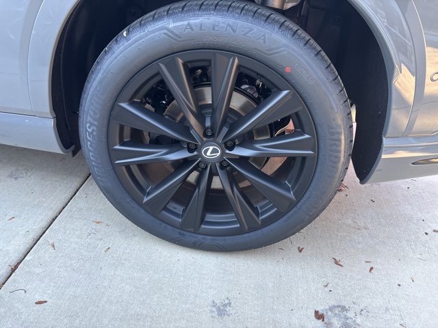 2026 Lexus RX 500h F SPORT Performance AWD photo 3