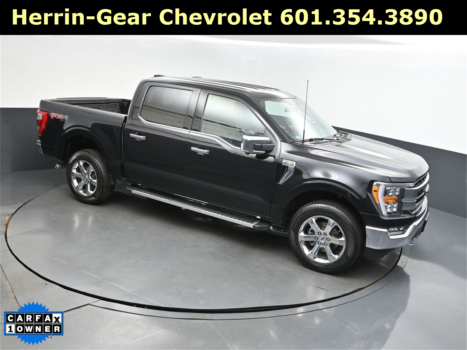 2022 Agate Black Metallic Ford F-150 Lariat 4X4 Truck