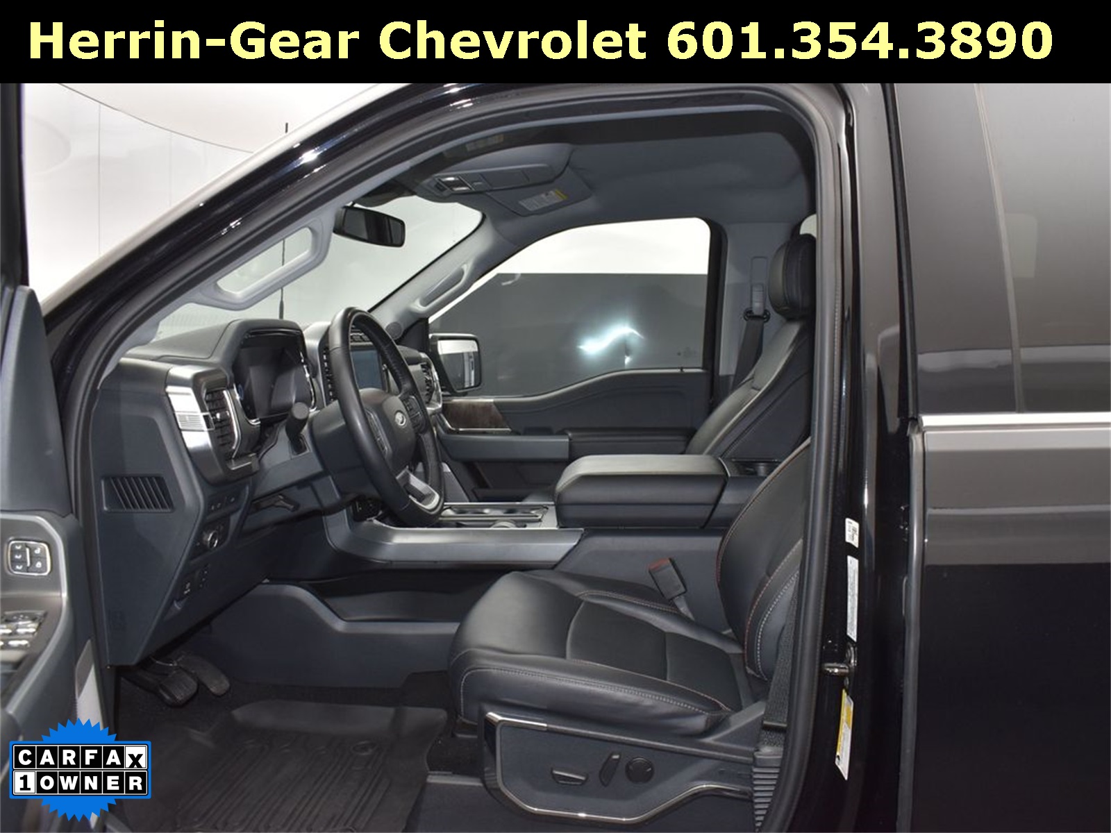 2022 Agate Black Metallic Ford F-150 Lariat 4X4 Truck
