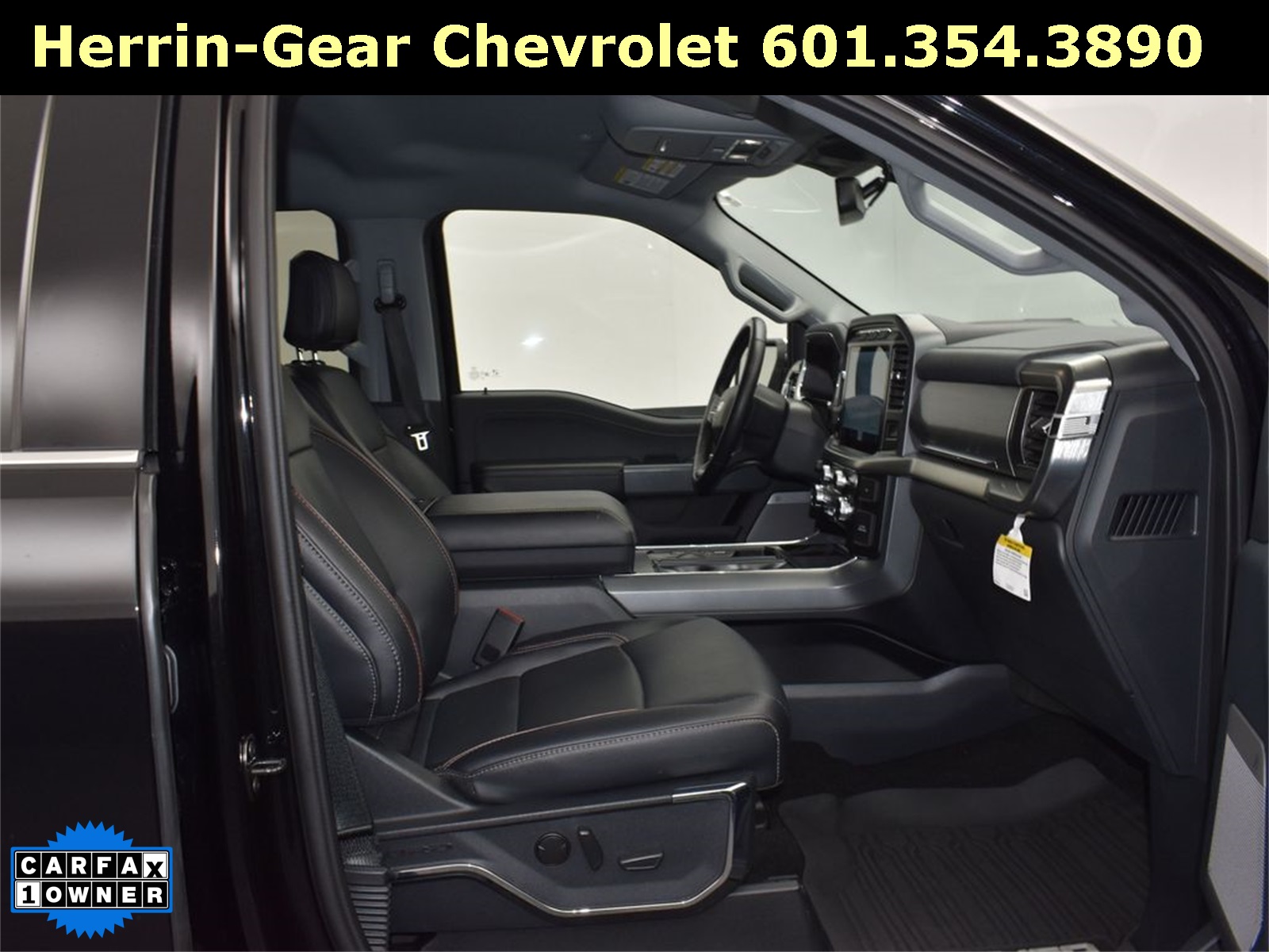 2022 Agate Black Metallic Ford F-150 Lariat 4X4 Truck
