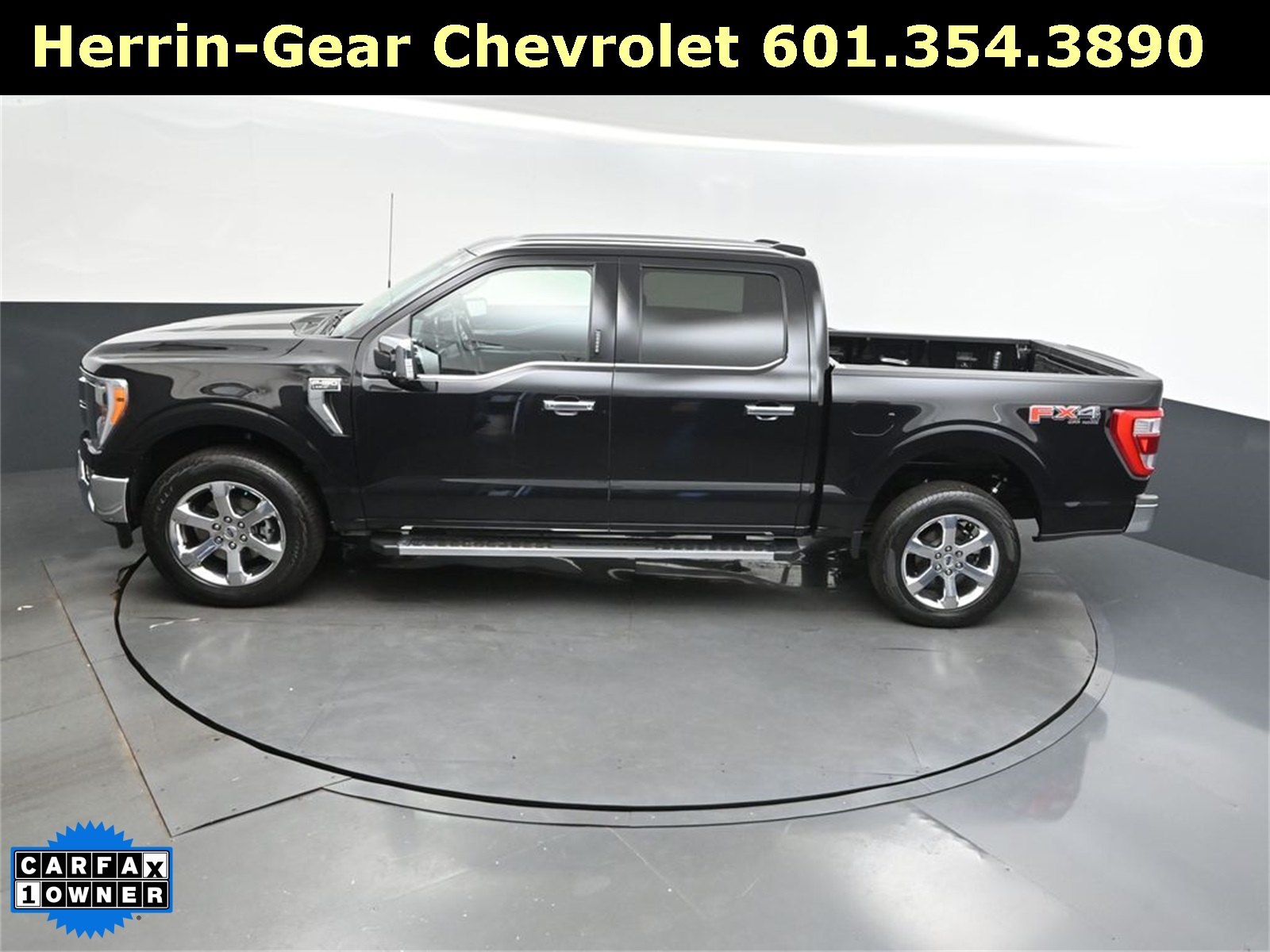 2022 Agate Black Metallic Ford F-150 Lariat 4X4 Truck