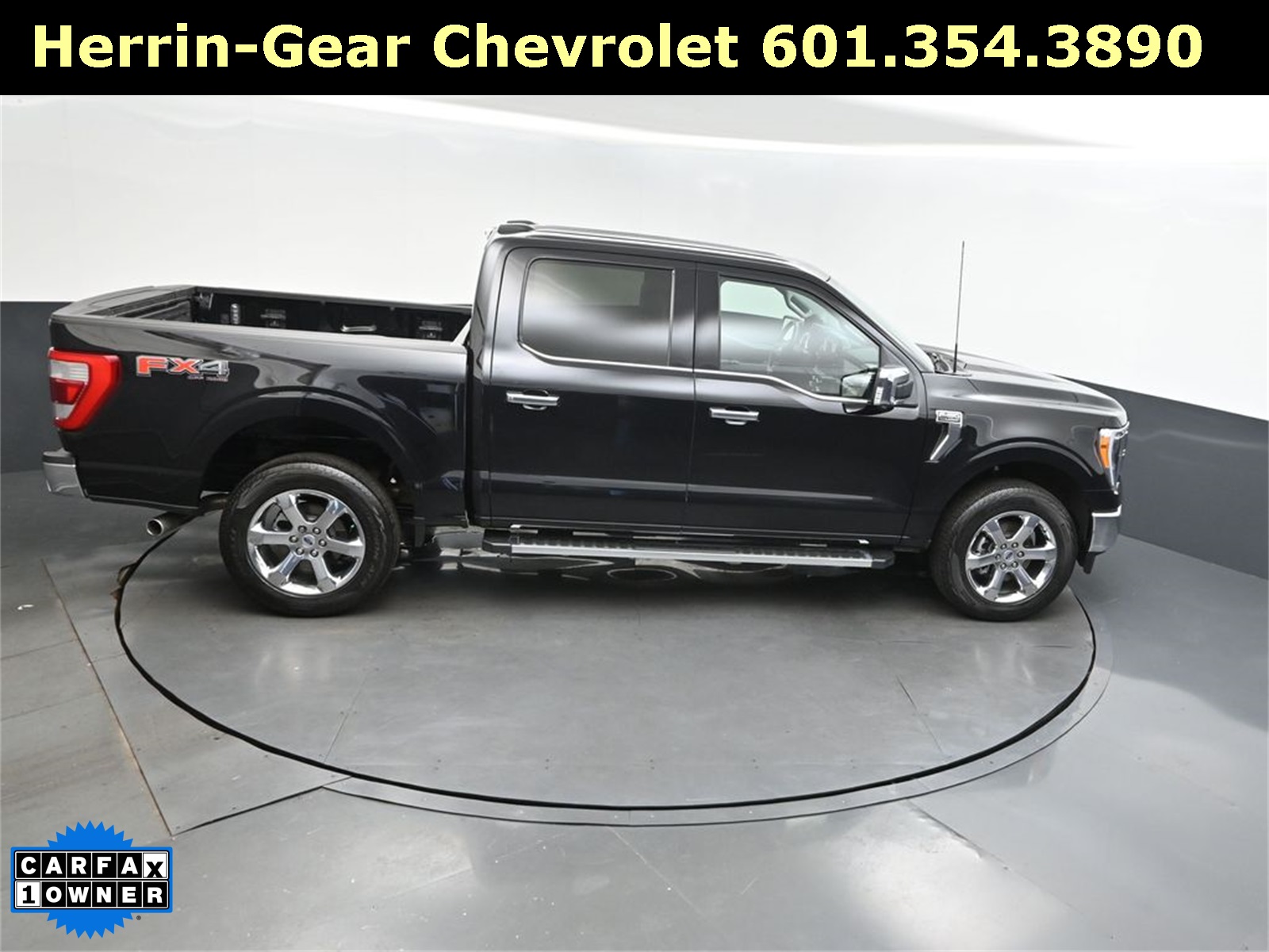 2022 Agate Black Metallic Ford F-150 Lariat 4X4 Truck