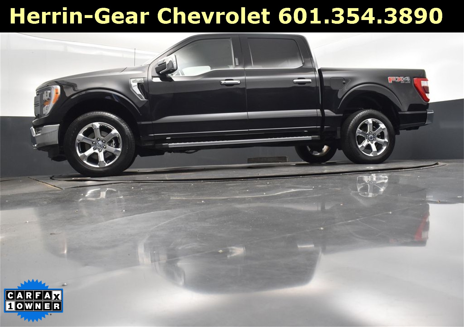 2022 Agate Black Metallic Ford F-150 Lariat 4X4 Truck