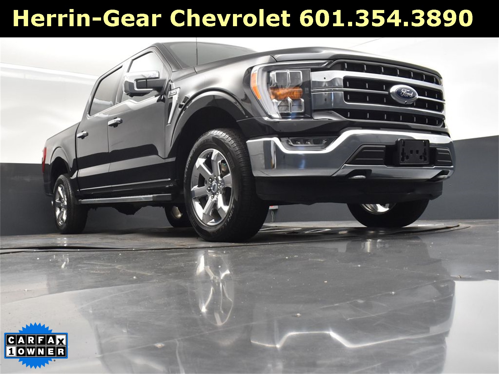 2022 Agate Black Metallic Ford F-150 Lariat 4X4 Truck