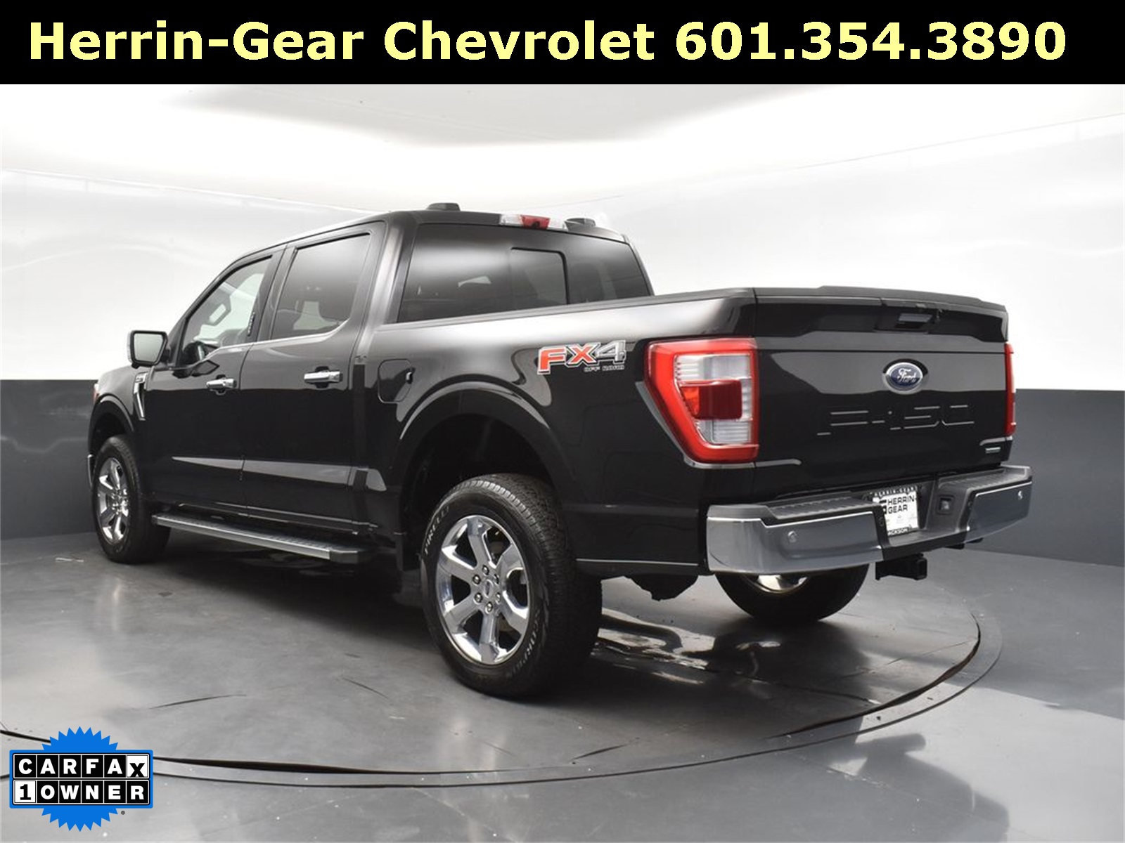 2022 Agate Black Metallic Ford F-150 Lariat 4X4 Truck