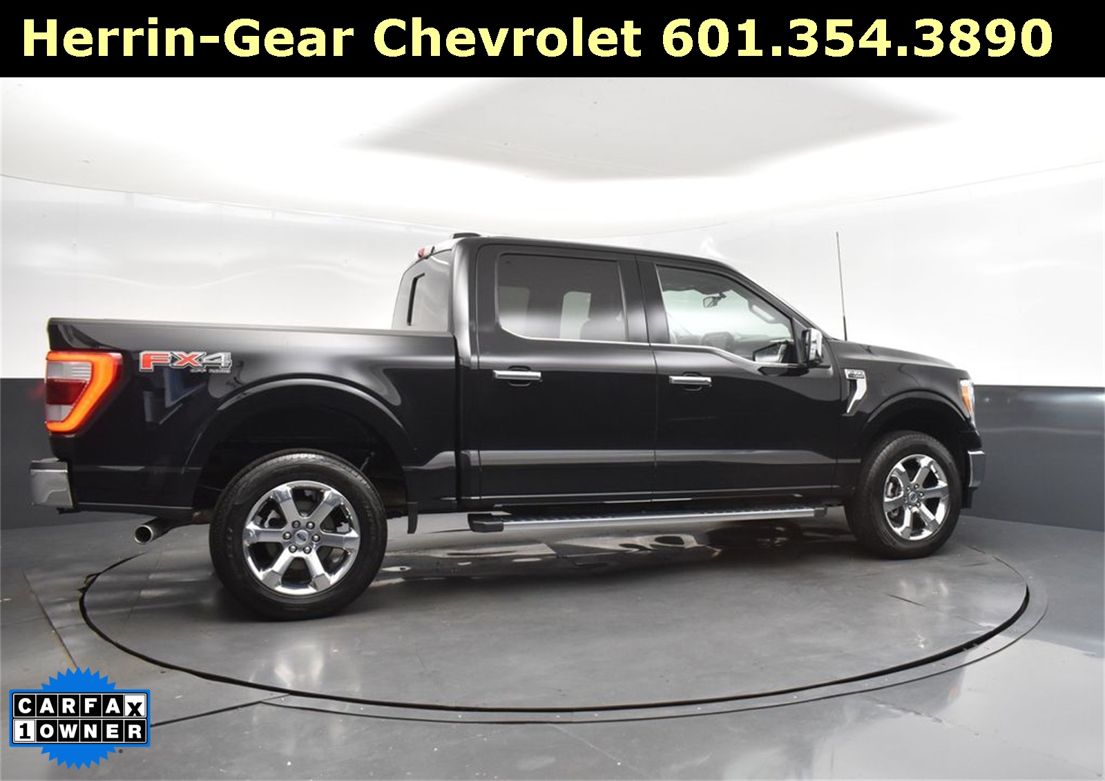 2022 Agate Black Metallic Ford F-150 Lariat 4X4 Truck