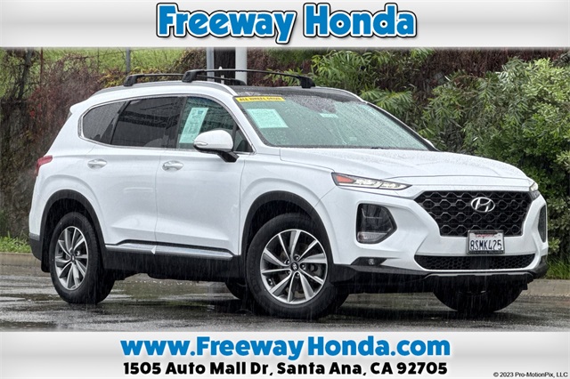 2020 Hyundai Santa Fe SEL's photo