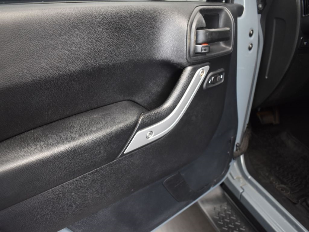 2015 Anvil Clear Coat Jeep Wrangler Unlimited Unlimited Rubicon 4X4 SUV