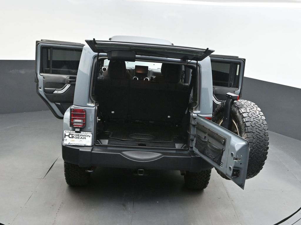 2015 Anvil Clear Coat Jeep Wrangler Unlimited Unlimited Rubicon 4X4 SUV