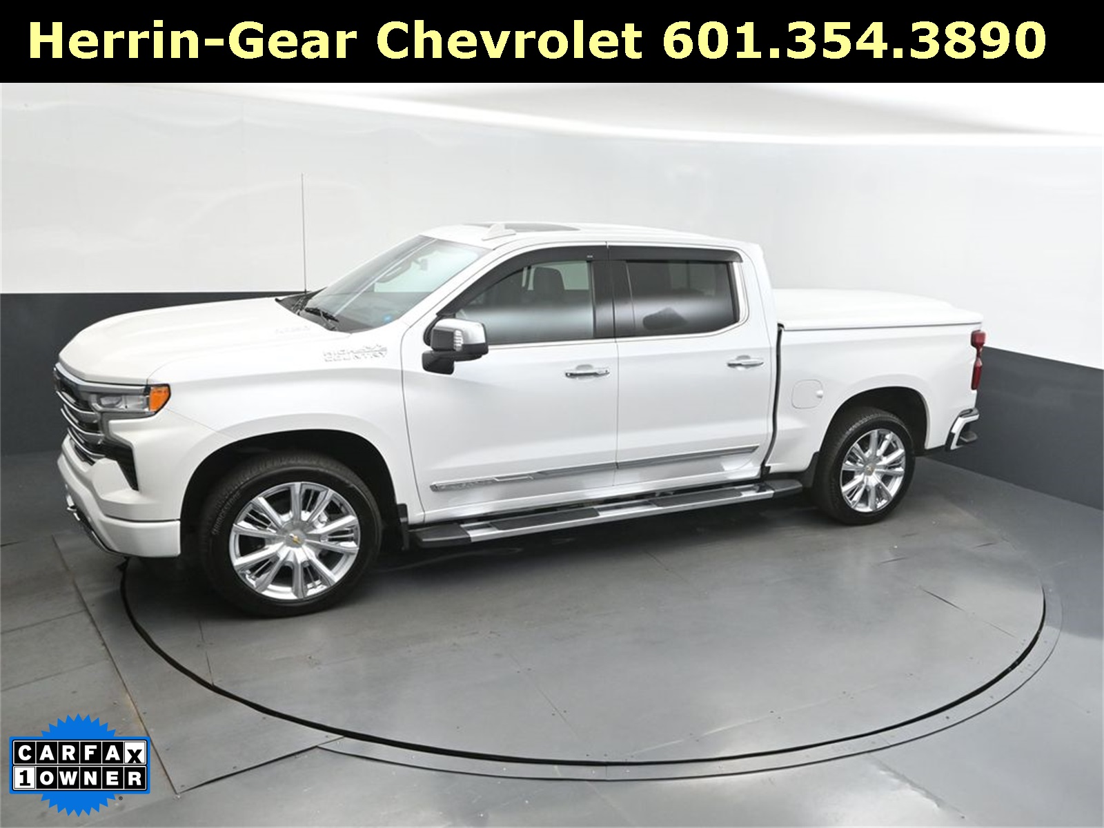2024 Iridescent Pearl Tricoat Chevrolet Silverado 1500 High Country 4X4 Truck