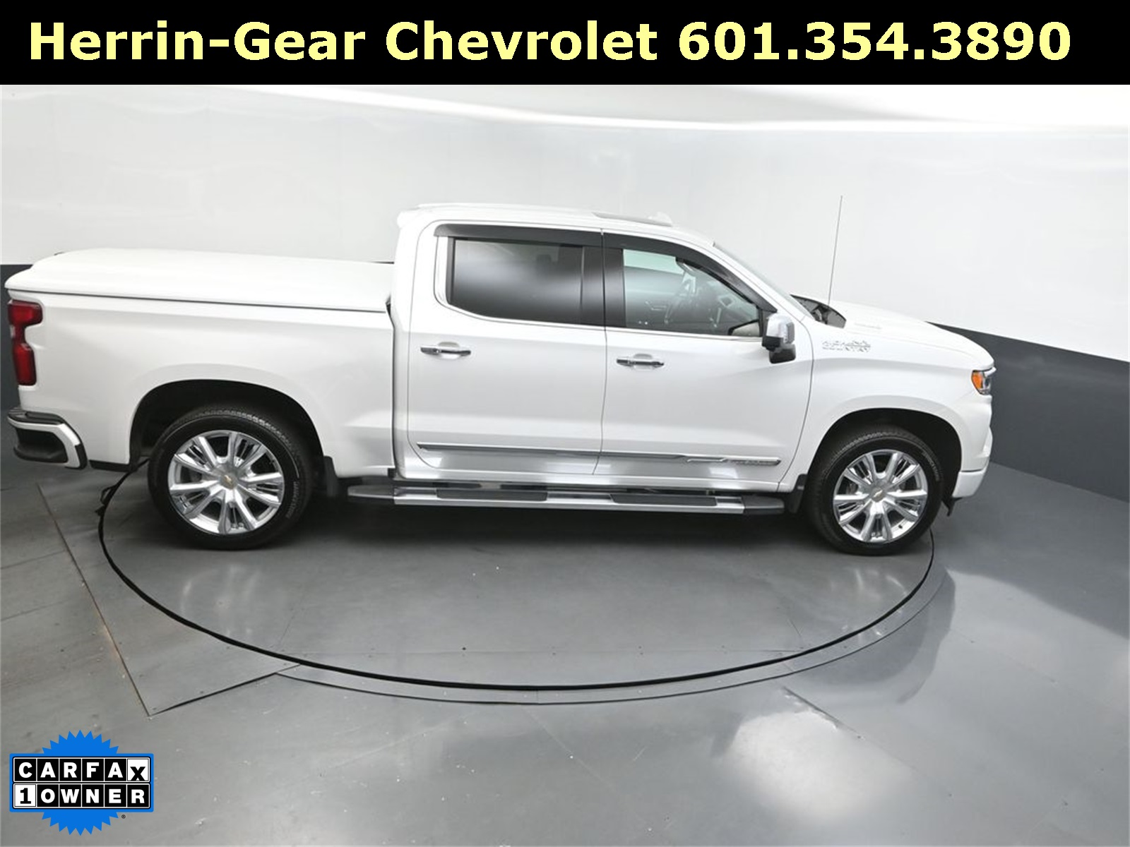 2024 Iridescent Pearl Tricoat Chevrolet Silverado 1500 High Country 4X4 Truck