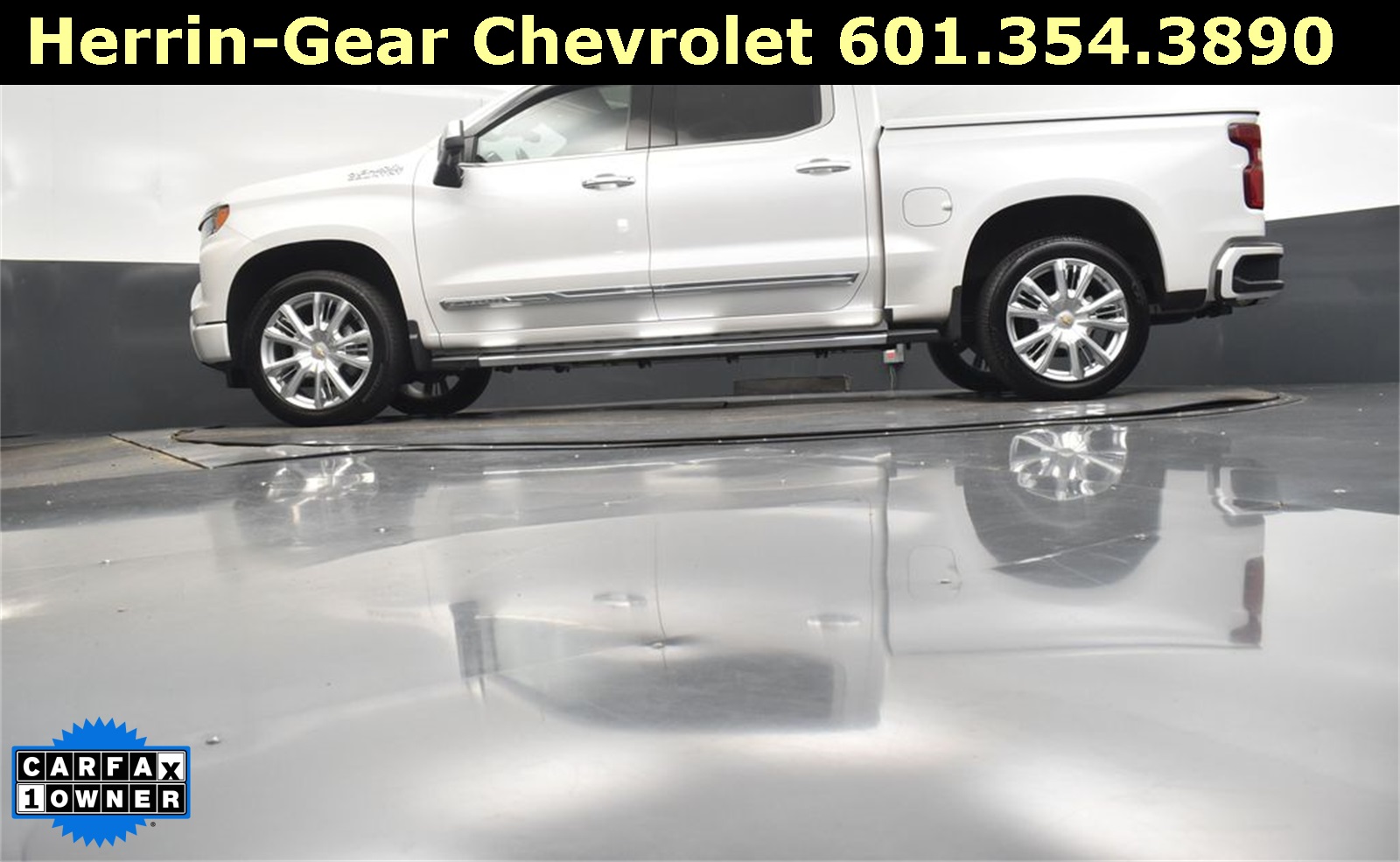 2024 Iridescent Pearl Tricoat Chevrolet Silverado 1500 High Country 4X4 Truck