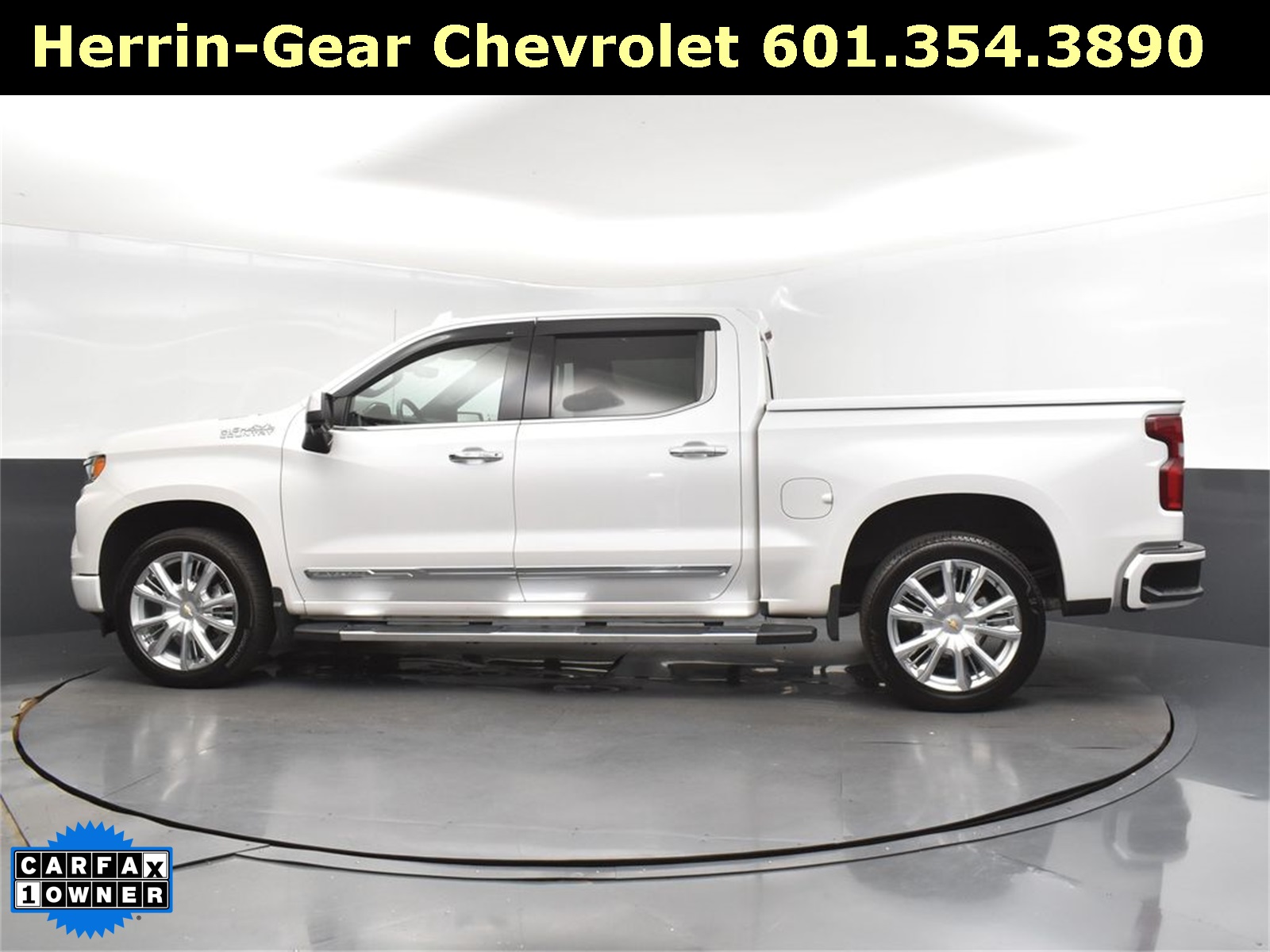 2024 Iridescent Pearl Tricoat Chevrolet Silverado 1500 High Country 4X4 Truck