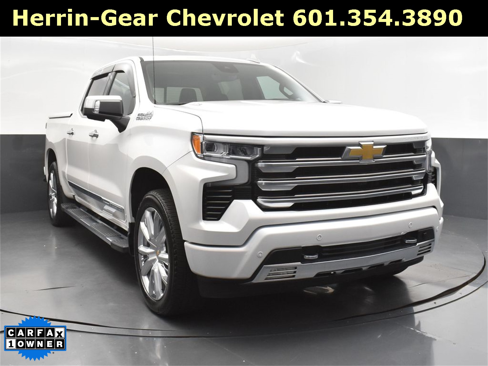 2024 Iridescent Pearl Tricoat Chevrolet Silverado 1500 High Country 4X4 Truck