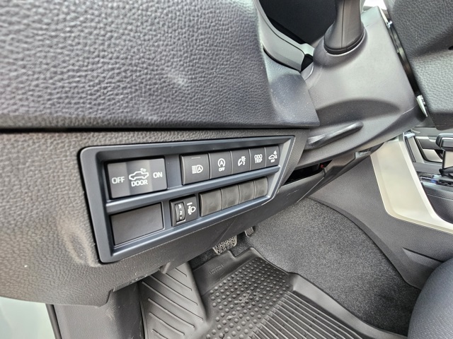 2026 Toyota Tundra SR5 CrewMax photo 11