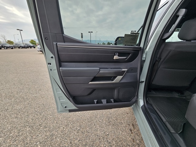 2026 Toyota Tundra SR5 CrewMax photo 18