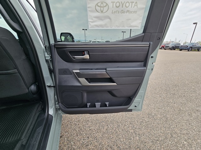2026 Toyota Tundra SR5 CrewMax photo 24