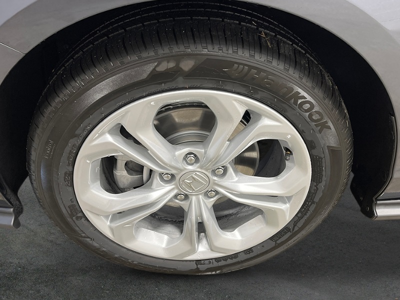 2025 Honda Accord LX Sedan 4 Dr. FWD 10