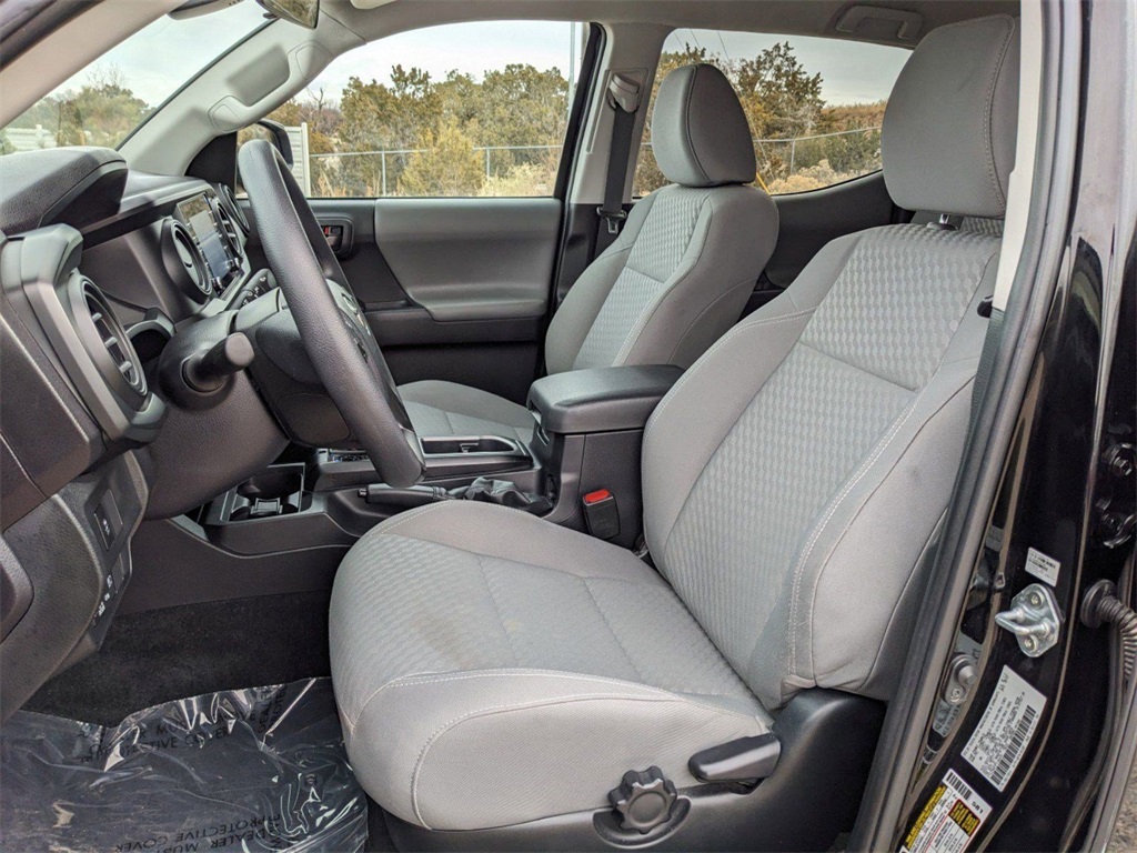2023 Toyota Tacoma SR 4x4 photo 13