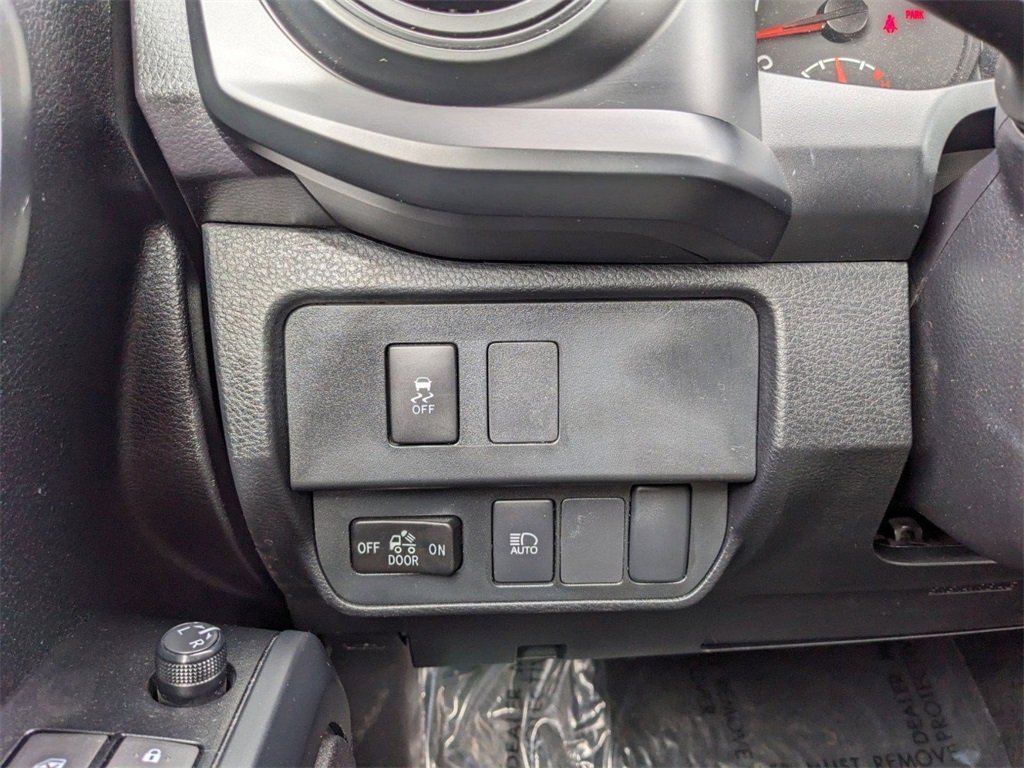 2023 Toyota Tacoma SR 4x4 photo 23