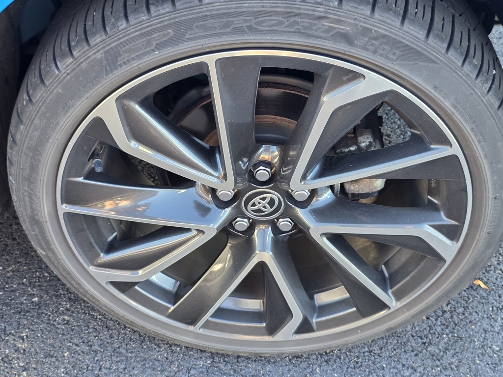 2022 Toyota Corolla XSE photo 9